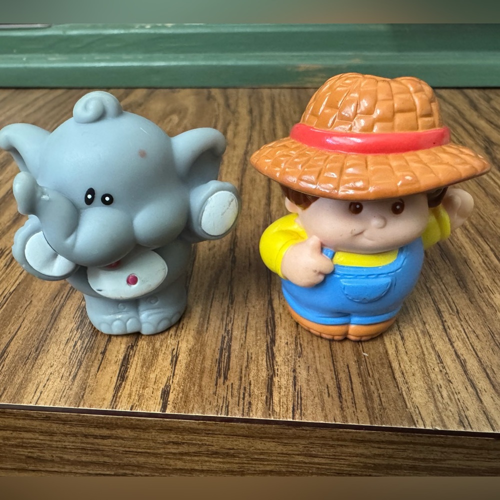 Little Tikes People Farmer & Elephant!